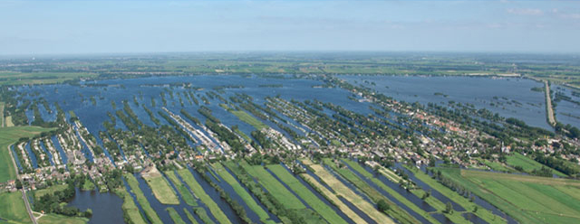 Vinkeveense plassen wat een schitterend plons water!